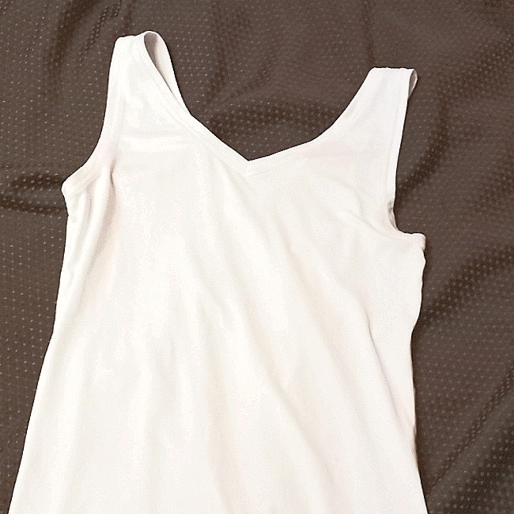FINAL PRICE!! athletic v-neck tank top